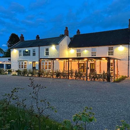 The Black Bull Inn Lowick  Bagian luar foto