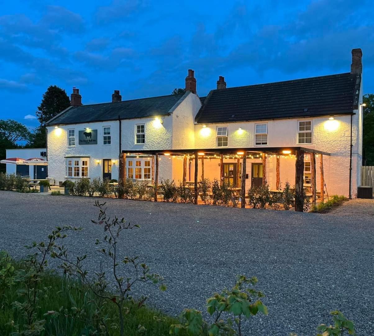 The Black Bull Inn Lowick  Bagian luar foto